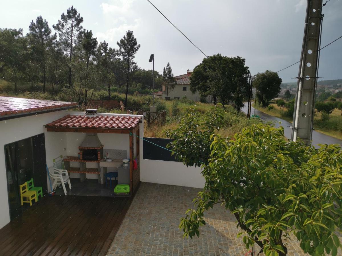 Casa do Curral do Chapéu Coja Esterno foto