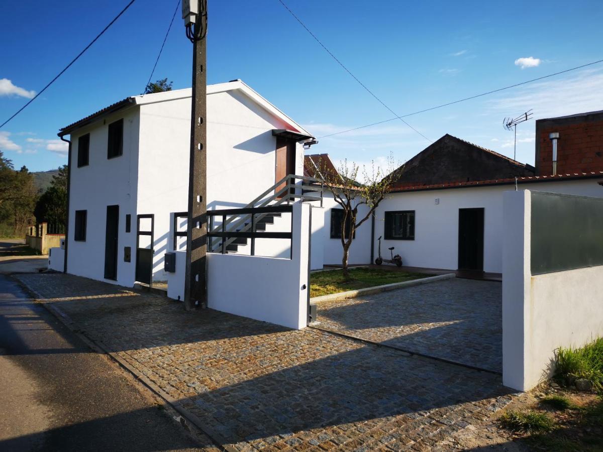 Casa do Curral do Chapéu Coja Esterno foto